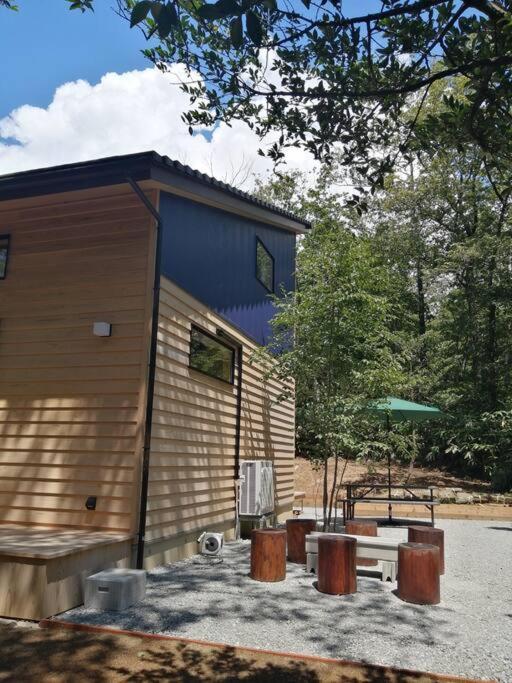 Hinoki No Ie - Cottage With Natural Hot Spring In A Cypress Bathtub 志賀町 エクステリア 写真